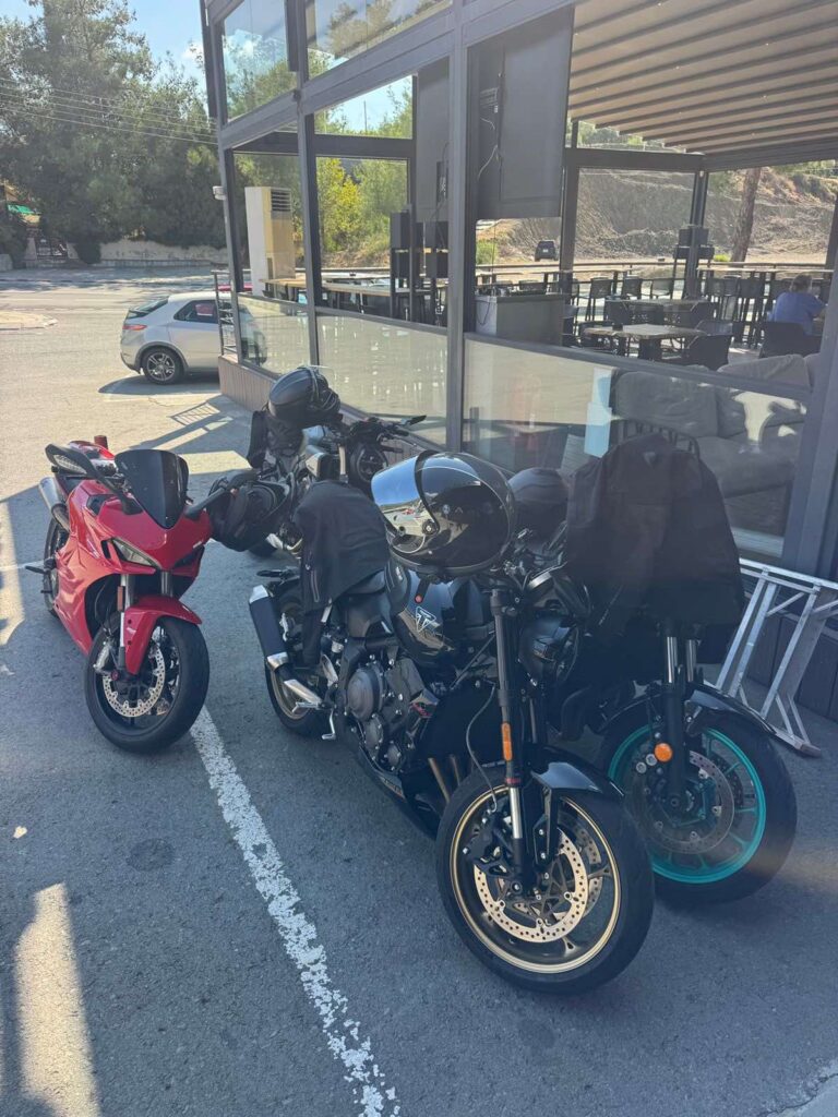 Motothkianema Motorcycle Ride